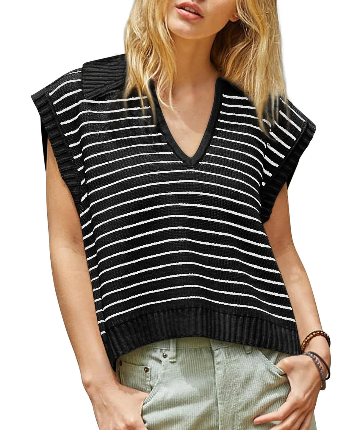 V-Neck Sleeveless knitted top