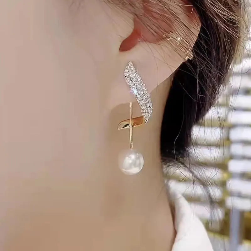 Classic Elegant Pearl Drop Earrings