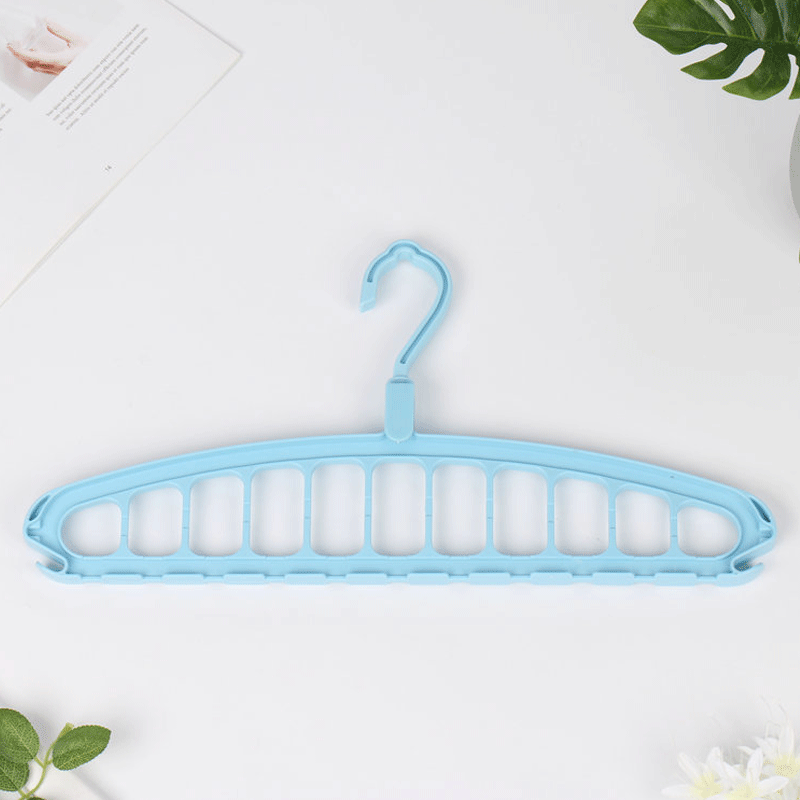 New Year Hot Sale -Porous Rotating Magic Clothes Hanger