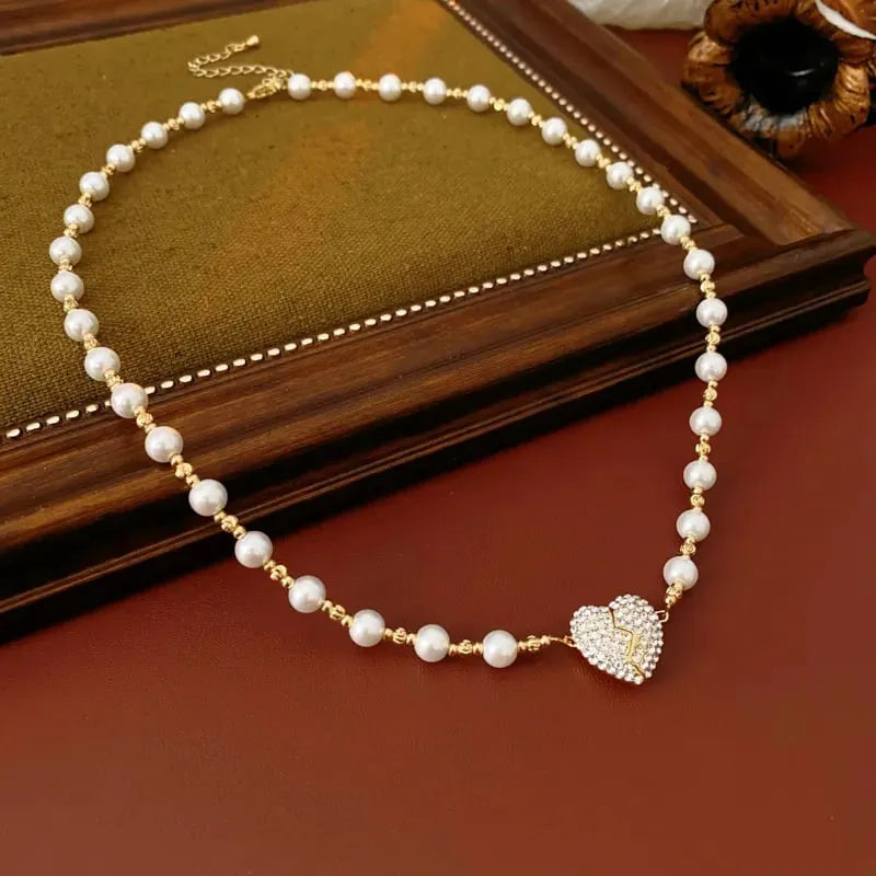 🔥 HOT SALE 🔥New Magnetic Pearl Heart Necklace