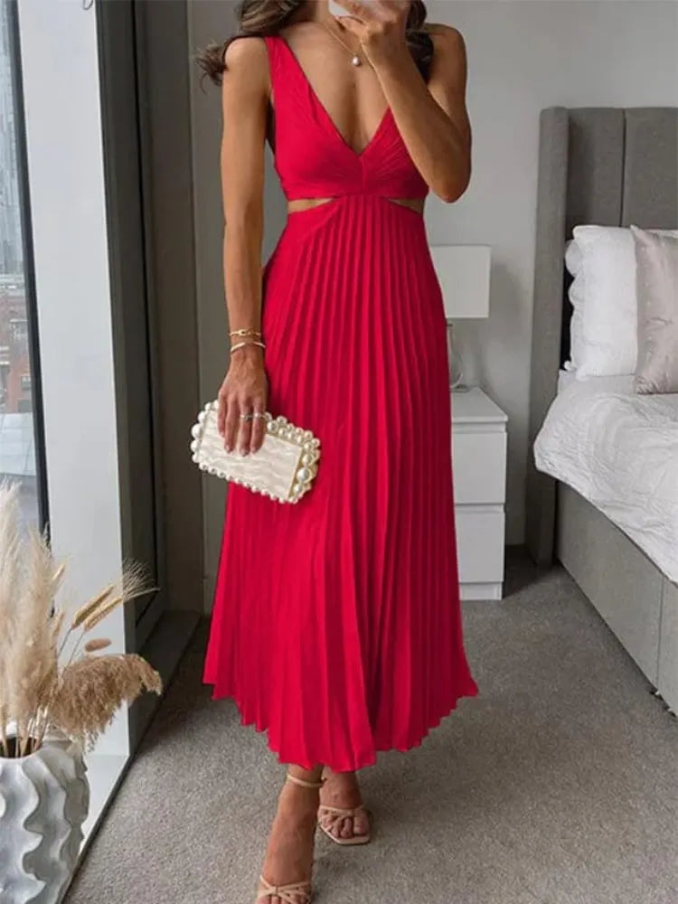 Elegant V-neck Sleeveless Backless Pleated Maxi Dress