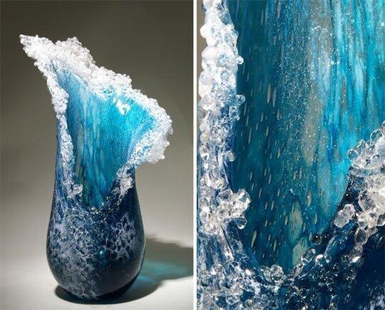Majestic Wavy Vase