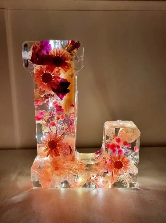 Handmade Floral Resin Night Light🕰