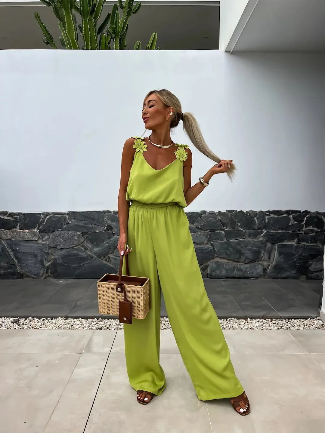 ✨Spring Style Alert🌸Women's Sleeveless Wide Leg Jumpsuit - Effortless Elegance!