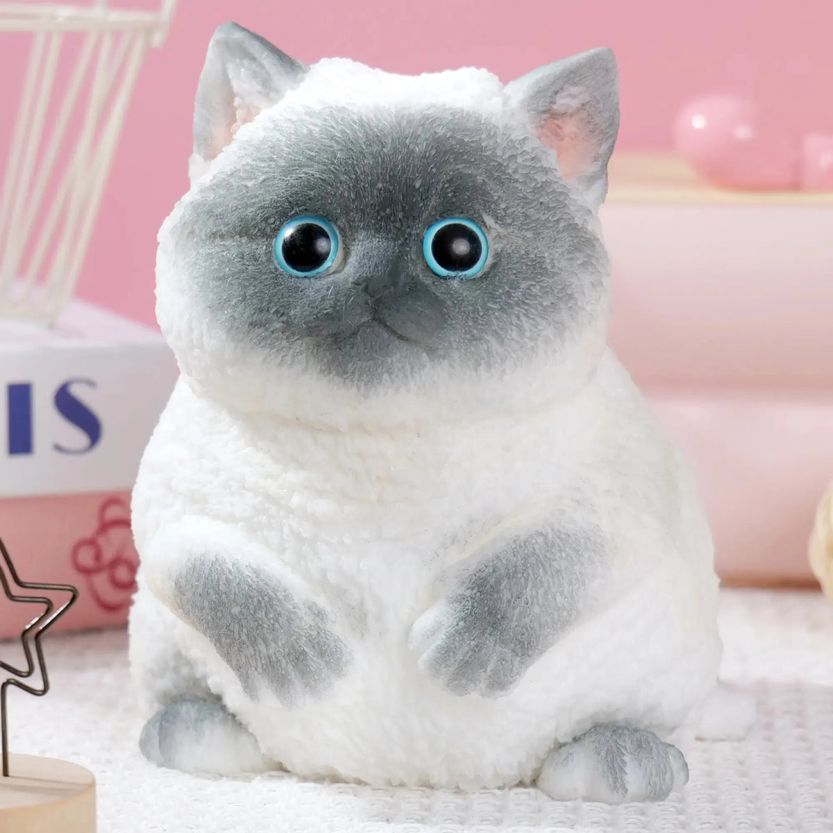 🎉🎨🐾Soft and Cuddly Cat – Stress-Relief Squeezable Toy