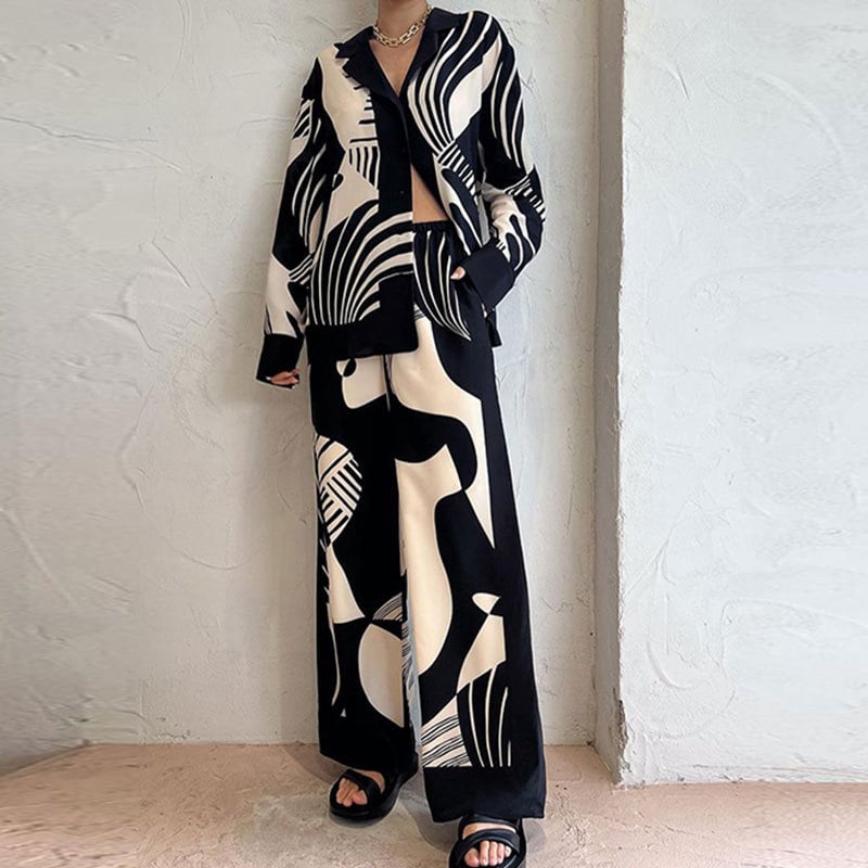 Weekend Escape Exclusive Print Contrast Trims Drape Two-Piece Set
