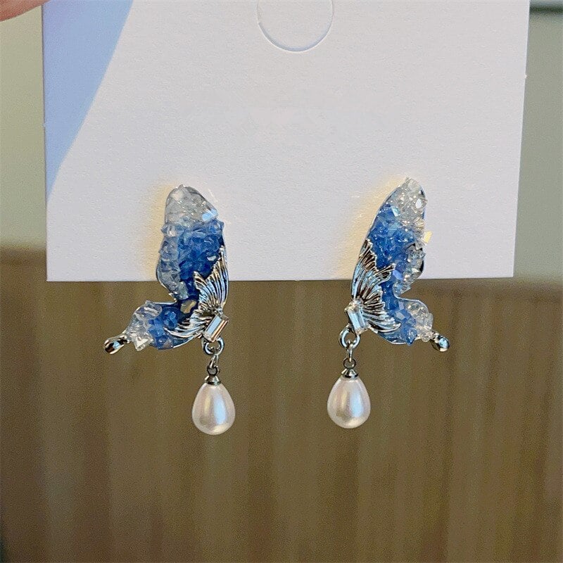 Fashionable and Charming Pearl Water Drop Butterfly Earrings