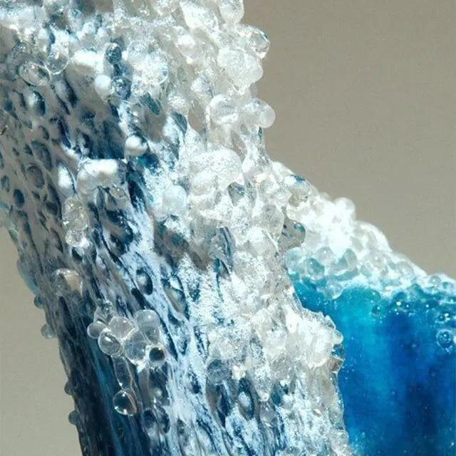 Majestic Wavy Vase