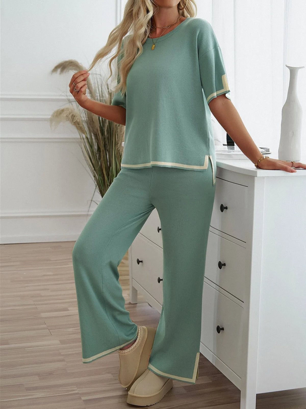 Chic Short Sleeve Knitted Pants Set