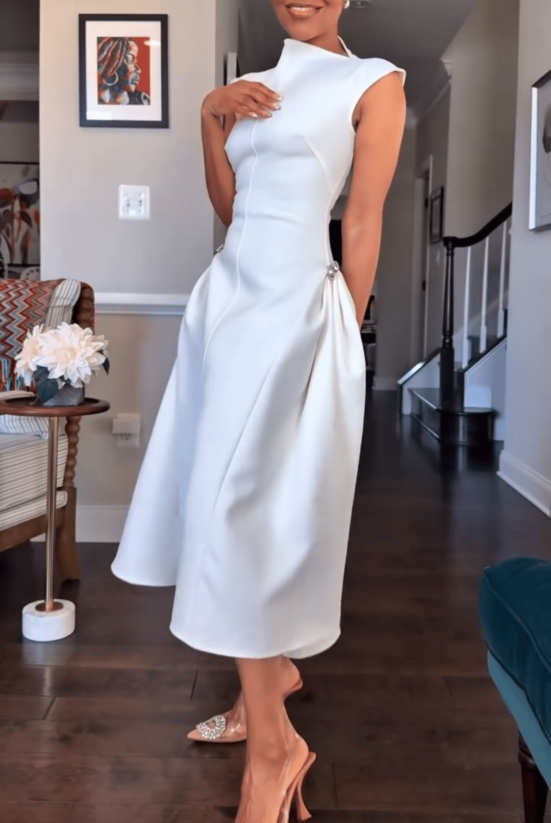 Sleeveless irregular neckline dress