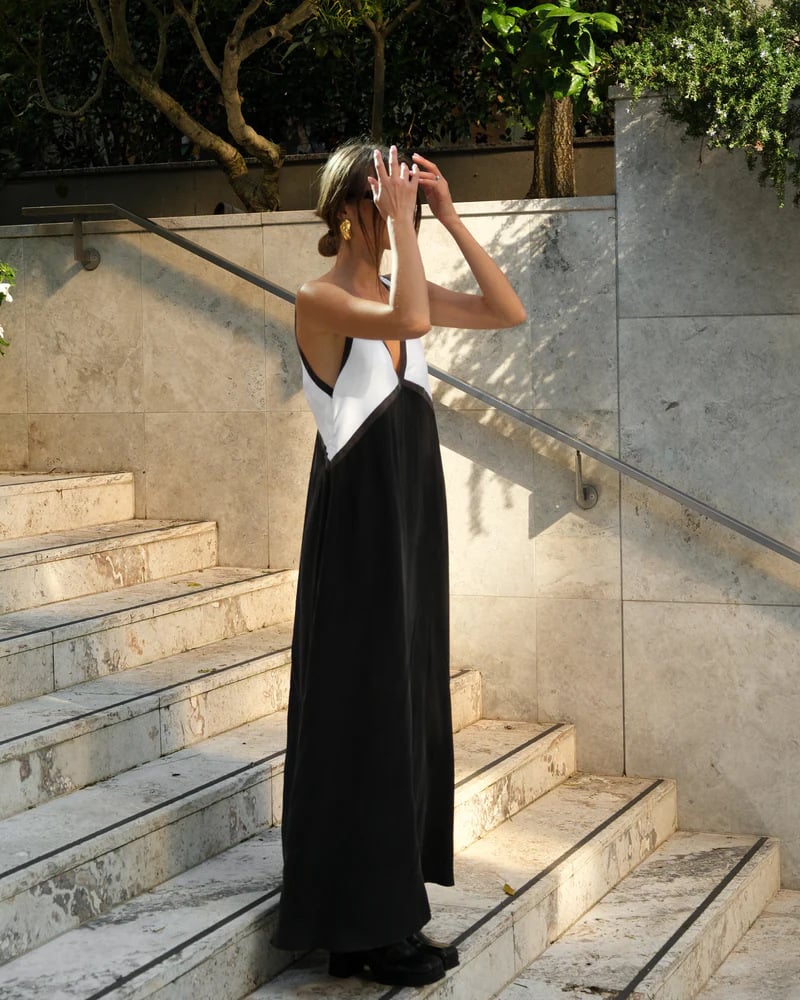 Sleeveless Colorblock Swing Dress