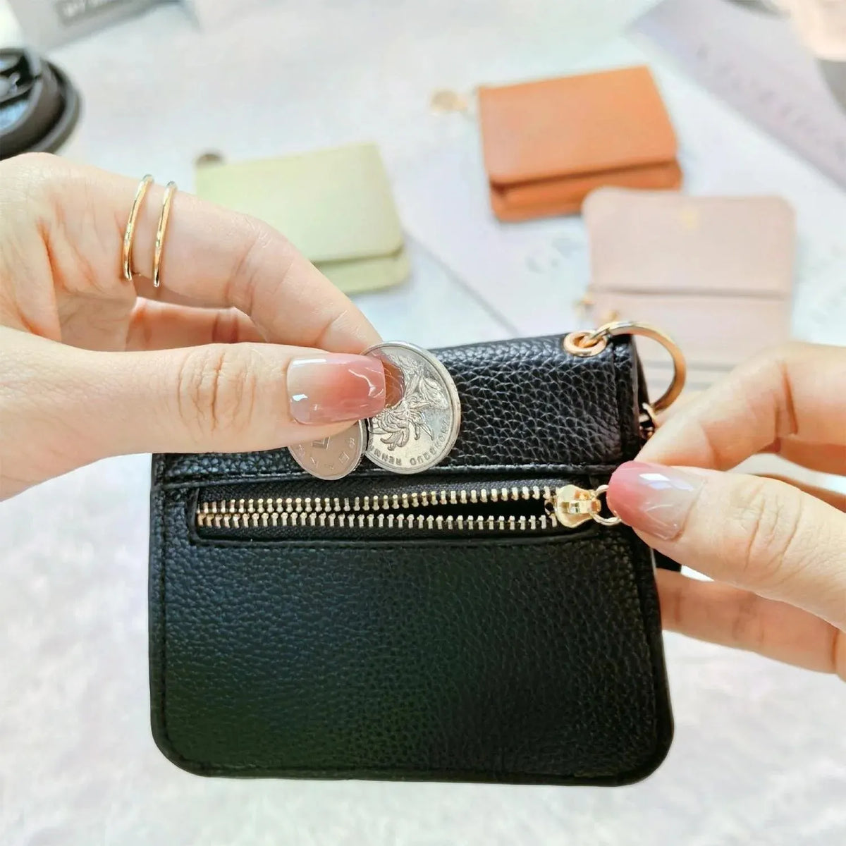 🔥HOT SALE🔥💖Hot 40% OFF🌹RFID Short Wallets for Women – Fashionable Card Holder with Key Ring & Coin Purse
