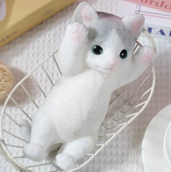 🎉🎨🐾Soft and Cuddly Cat – Stress-Relief Squeezable Toy