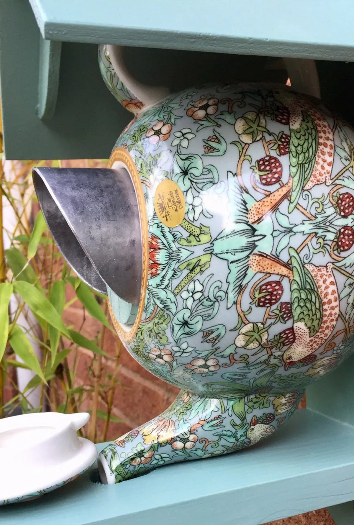 🐦Teapot Bird House and Feeder[ 🔥BUY 2 FREE SHIPPING🔥]