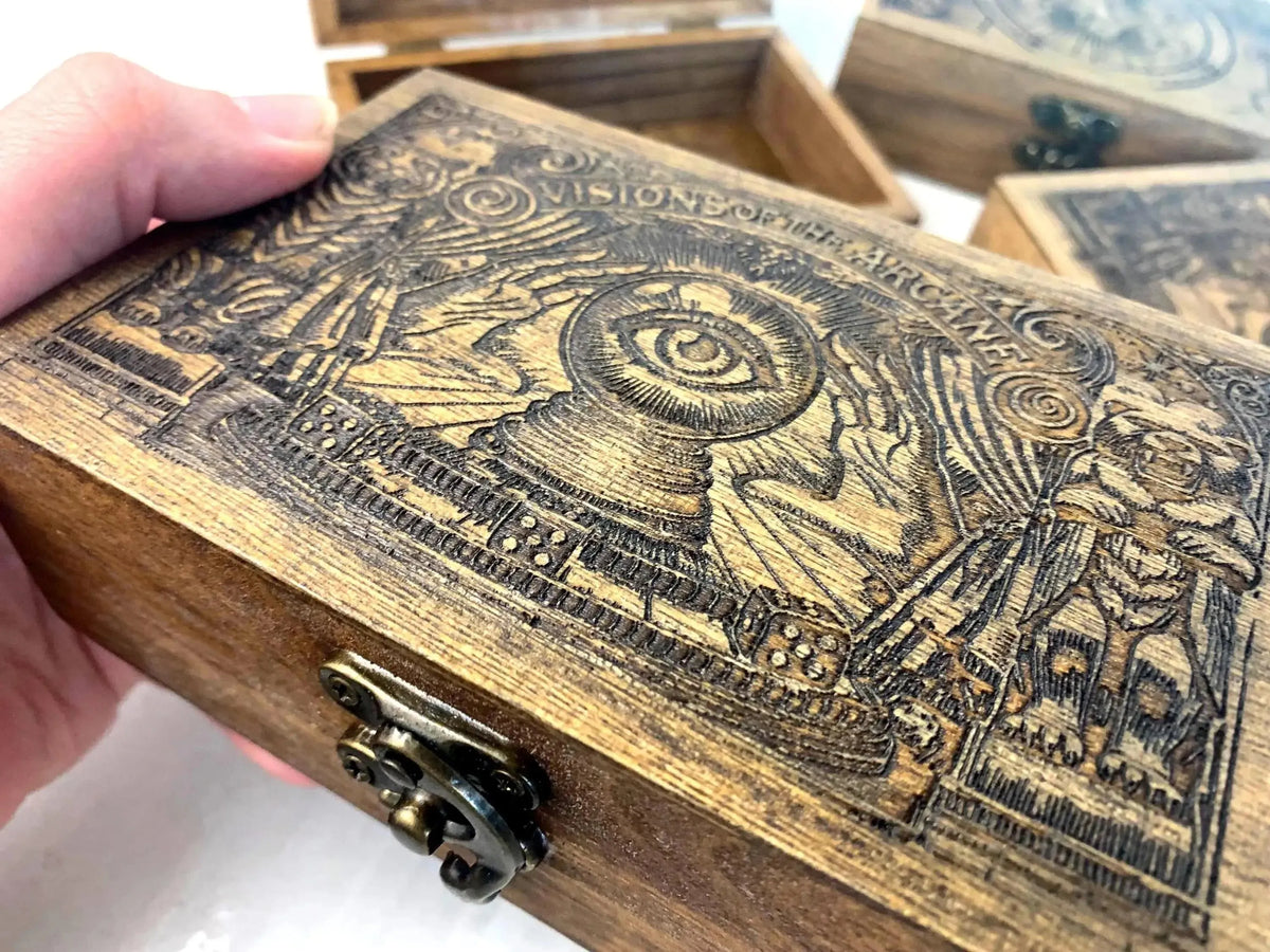 🎉🔮🎲Arcane Divination Dice Set – Engraved Wooden Box, Oracle Dice for Tarot Ritual, Handcrafted Intuition Amplifier