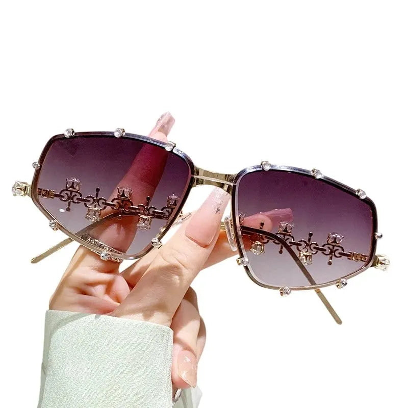 🔥 HOT SALE 🔥📢📢40% OFF !! ⏰Chic Sunglasses with Rhinestone Accents for Women
