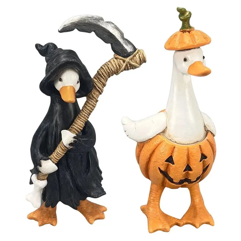 🔥 HOT SALE 🔥🎃BORING HALLOWEEN DECOR?🎃 Spooky Duck Set – Hand-Painted, 5 Characters, Weather-Resistant – For Shelves, Desks & Outdoors! 🦇