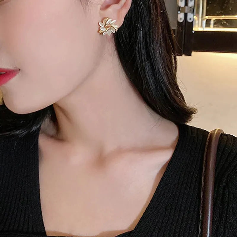 Delicate Flower Zircon Stud Earrings