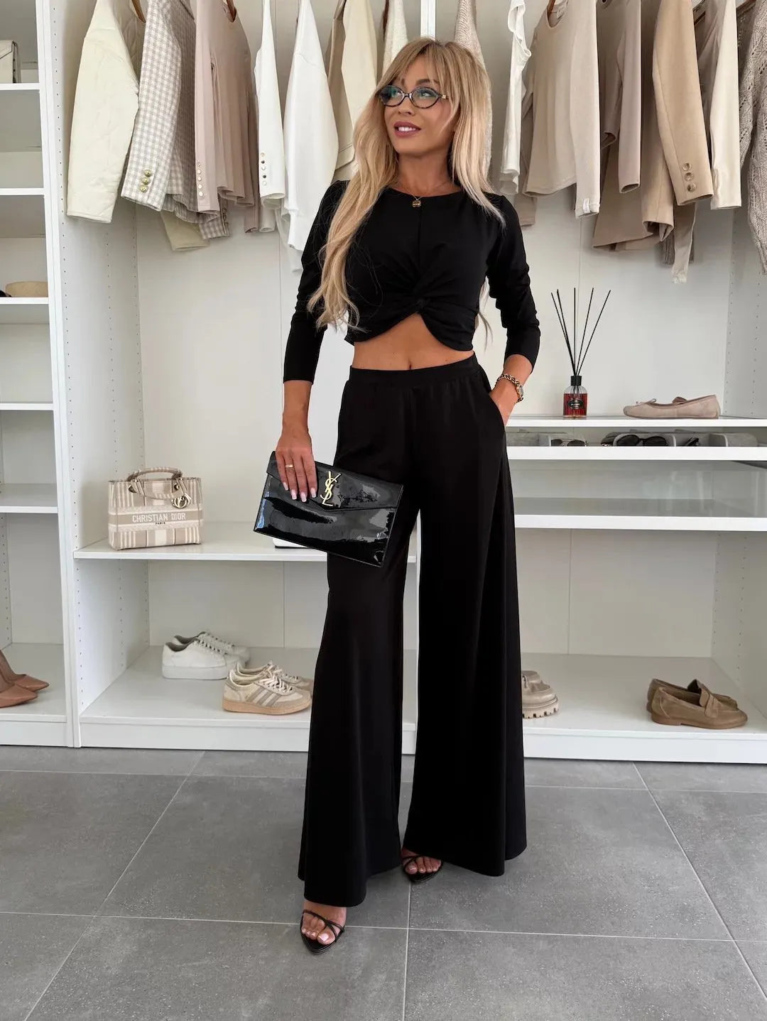 Effortless Chic🌟Solid Color Crop Top Set - Round Neck & Elastic Waist for Everyday Style