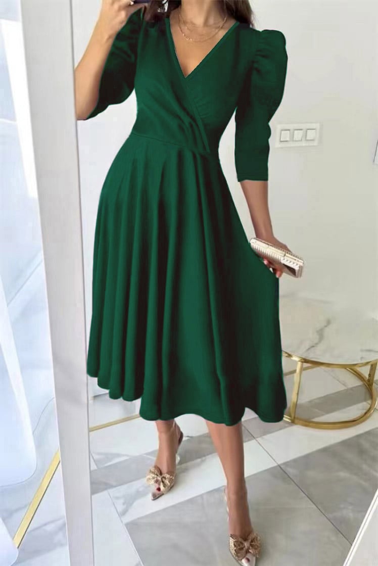 🌸Spring Specials💐 Women's V-Neck Pleated Waist-slimming Midi Dress