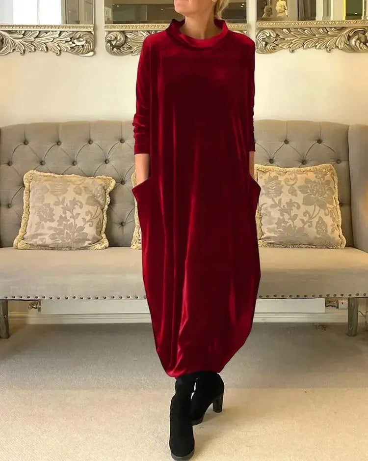 New slimming long dress with round neck